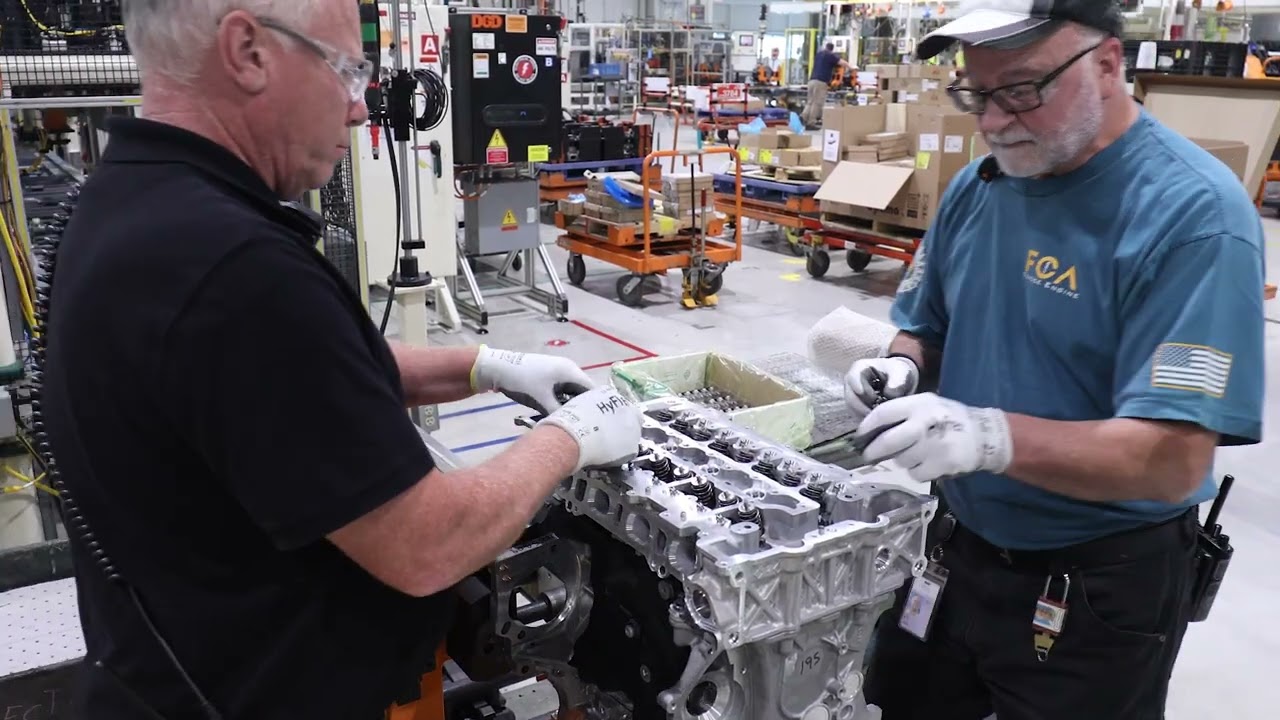 Dundee Engine Plant - Manufacturing Footage of the 1.6-liter, Turbocharged Four-cylinder Engine