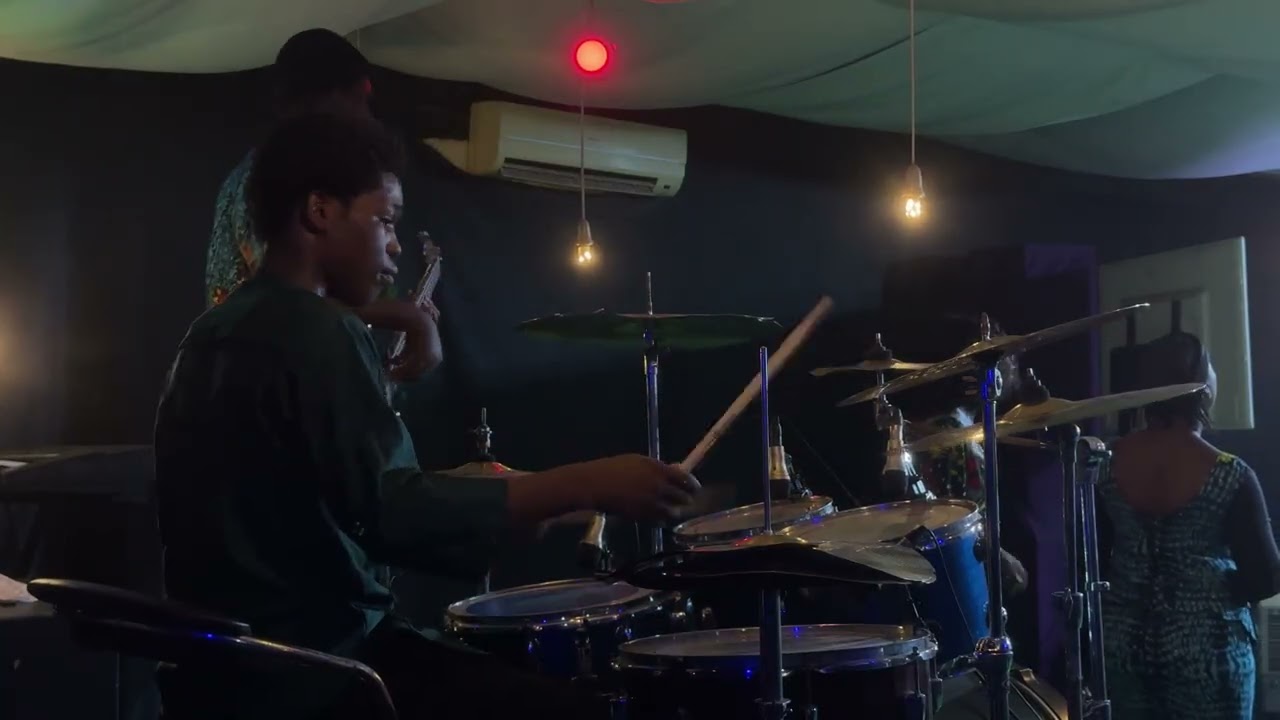 intense worship sessions 