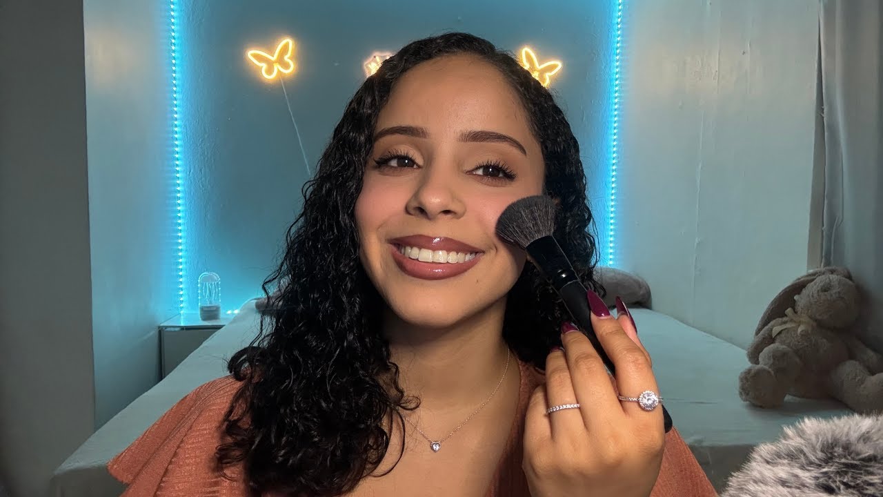 ASMR | Makeup Tutorial & Mini Get to Know Me Chat💗