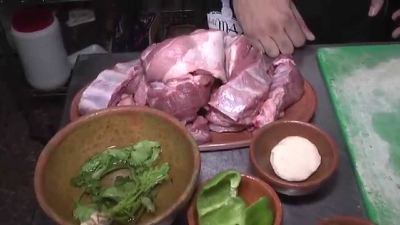 Conociendo Nuestra Gente - Preparación de Costillas en Jocon con el Chef  Luis Carrillo.