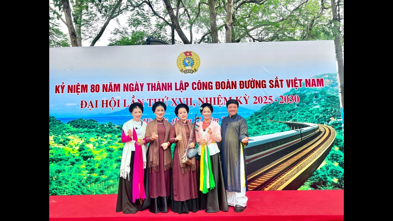 Tập kéo nhị tại ga Từ Sơn