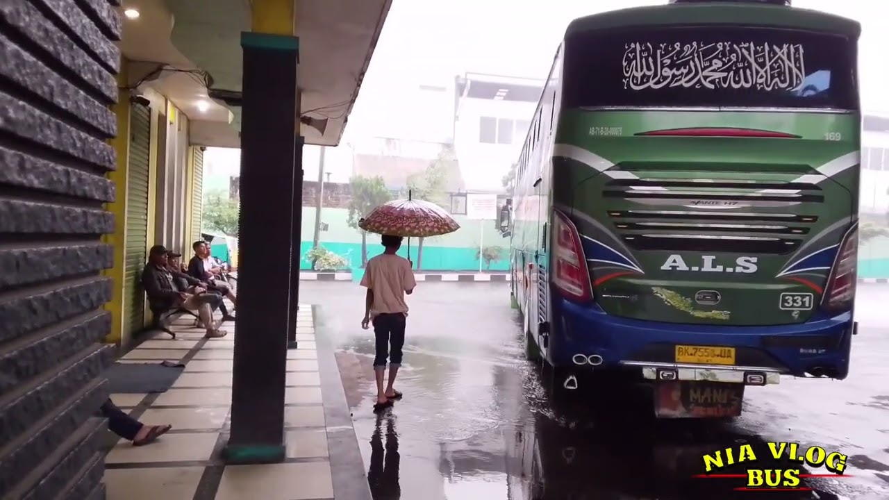 PENAMPILAN UNIT 151 UNTUK  HADIR DIBERANGKATAN TUJUAN JOGYA  PADA SIANG INI