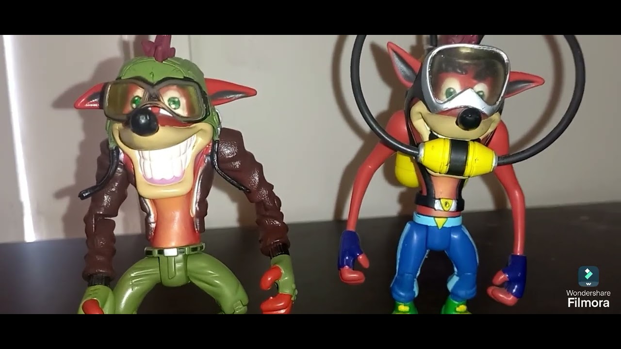 Crash Bandicoot Resaurus Figure Series 2 High Flying Crash Bandicoot Review By Jcamera