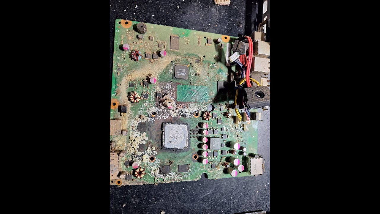NEM EU ACREDITEI QUE ESSA PLACA TERIA CONSERTO !!! LAVANDO PLACA DE XBOX 360