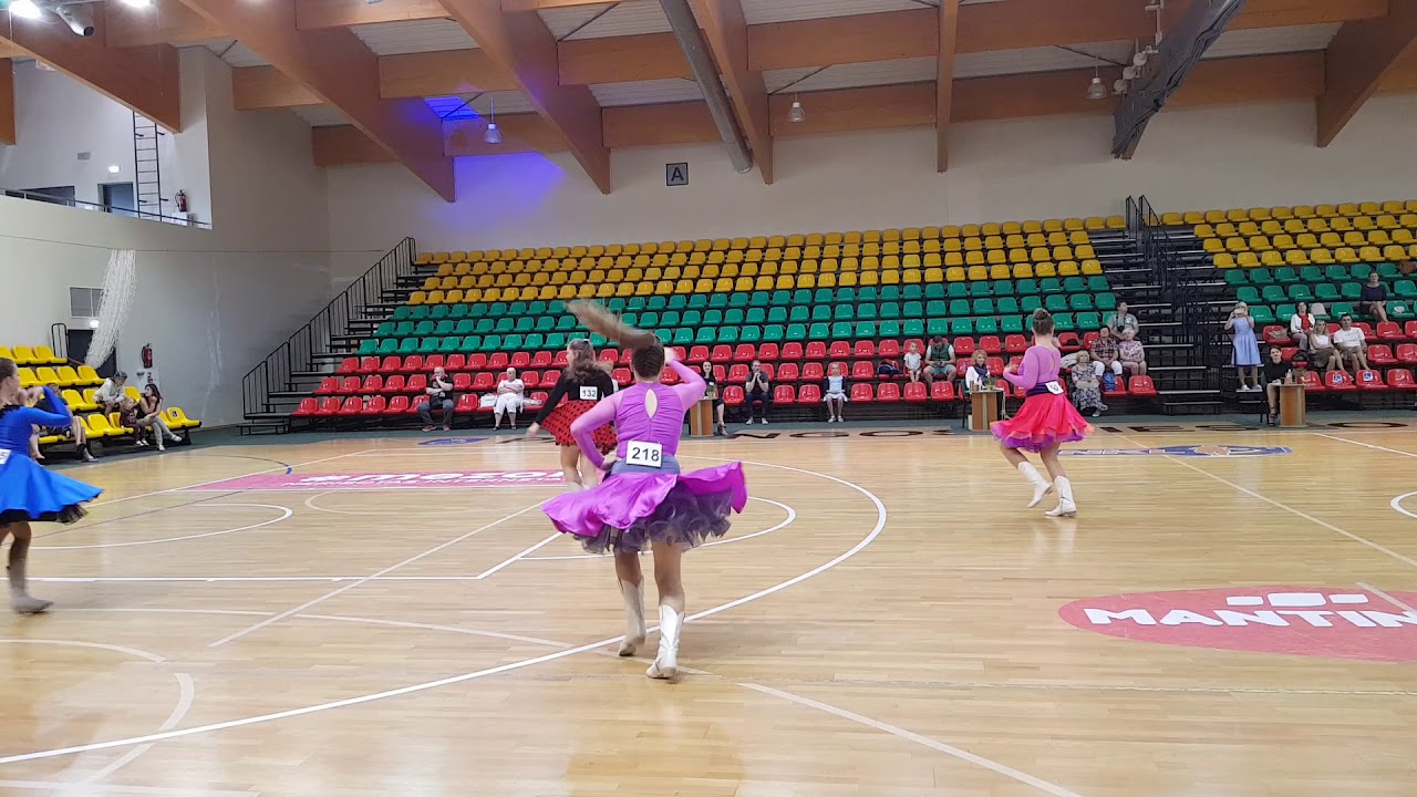 Linijiniai &scaron;okiai Tel&scaron;iuose 