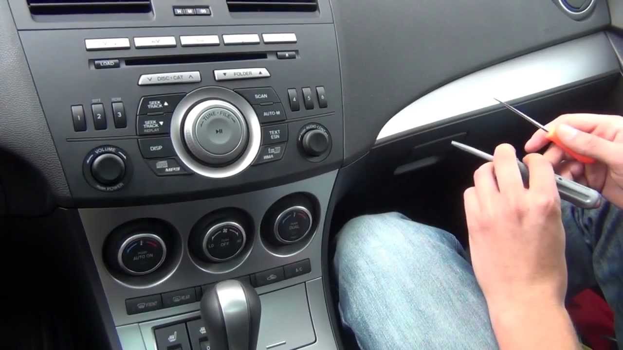 Автомобильные комплекты GTA - Mazda 3 2010, 2011, 2012 для установки адаптера iPhone, iPod и iPad