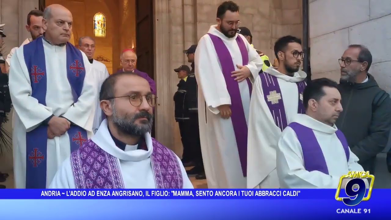 Andria - L'addio ad Enza Agrisano, il figlio: 