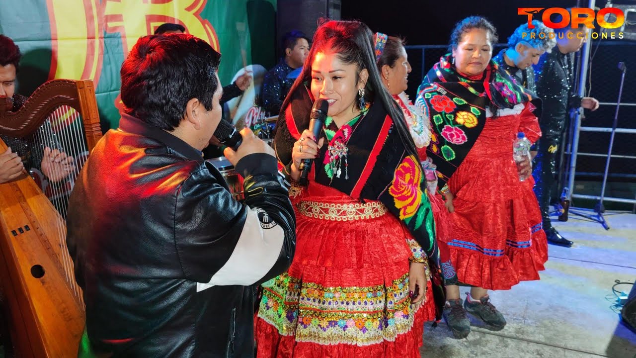 🔴 Noemi Huaman Y Omar Pacheco En El Pueblo De Tongos