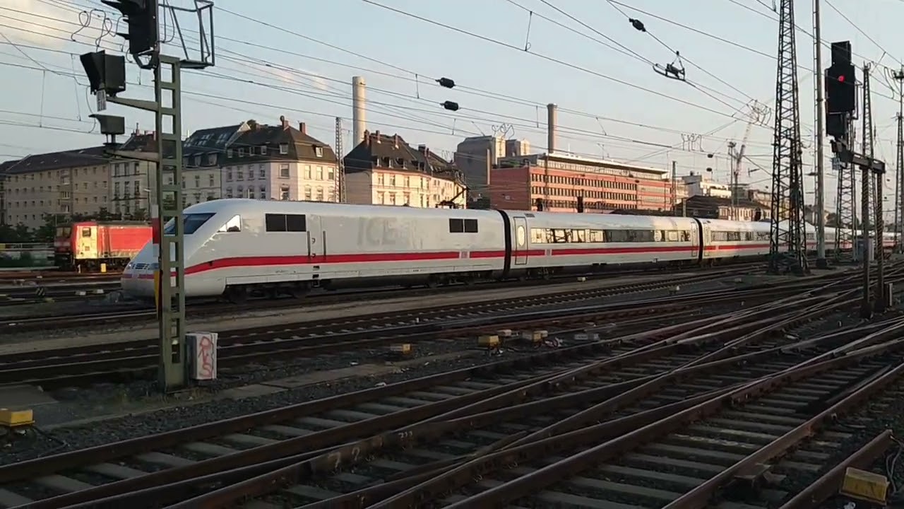 ICE en Frankfurt(Main) Hbf,14/6/26,