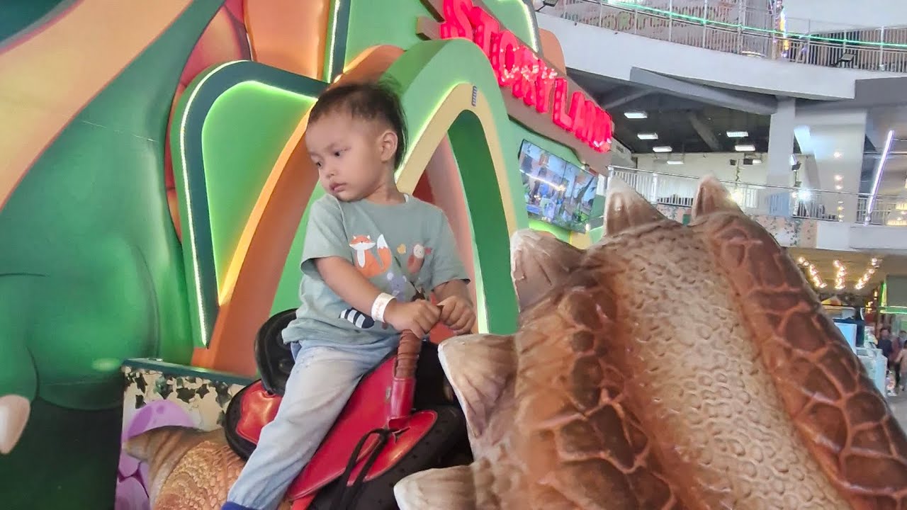 Libur sekolah saatnya ke story land