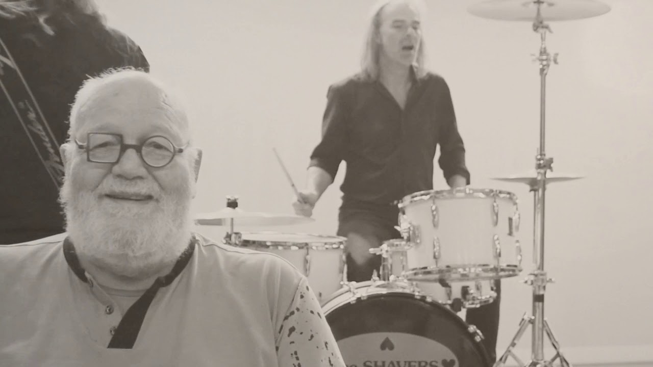 The Shavers - Brandend Zand (official video)
