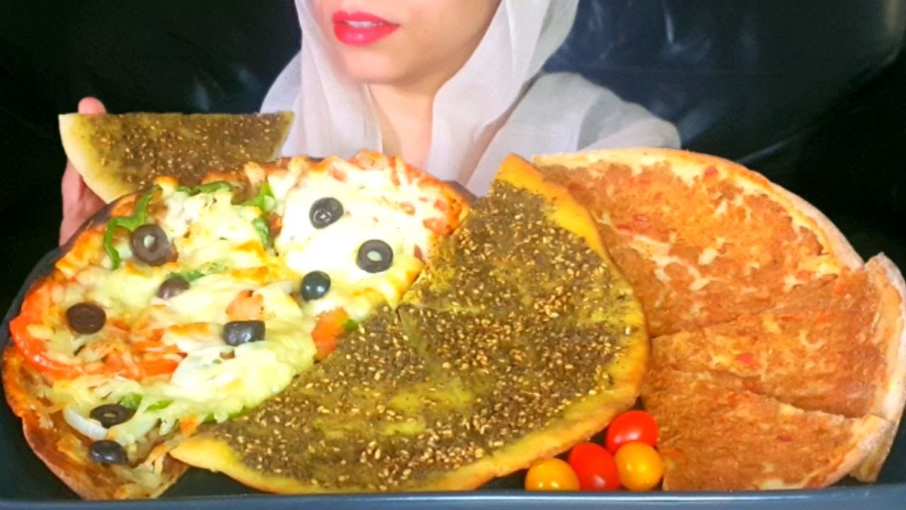 ASMR Lebanese Pizzas(Meat pizza, ,Za'atar, Meat + Cheese & Veggies) |Mediterranean Pizzas Mukbang