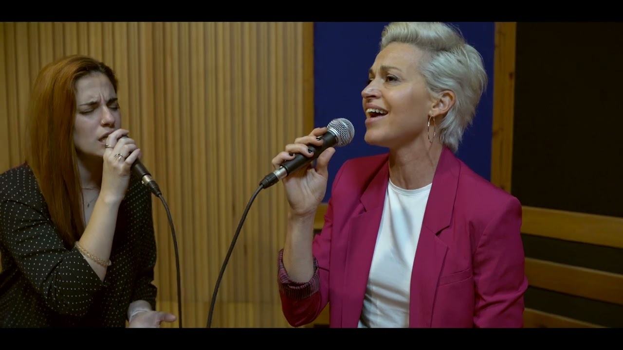 Donde nací. Carla Vega y Marta Bolaños