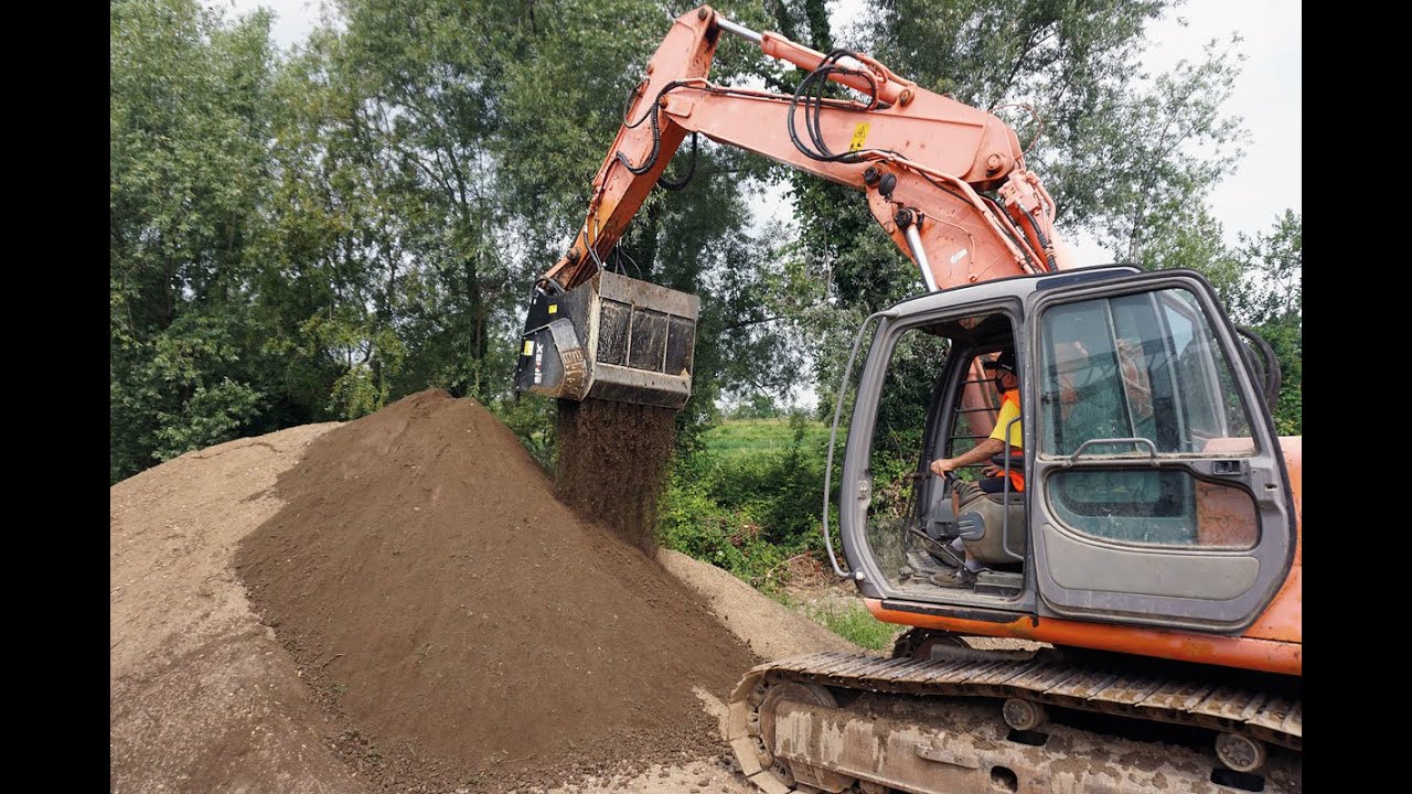 Benna vagliatrice per escavatore Simex VSE 30 - Vagliatura e riciclaggio materiale misto