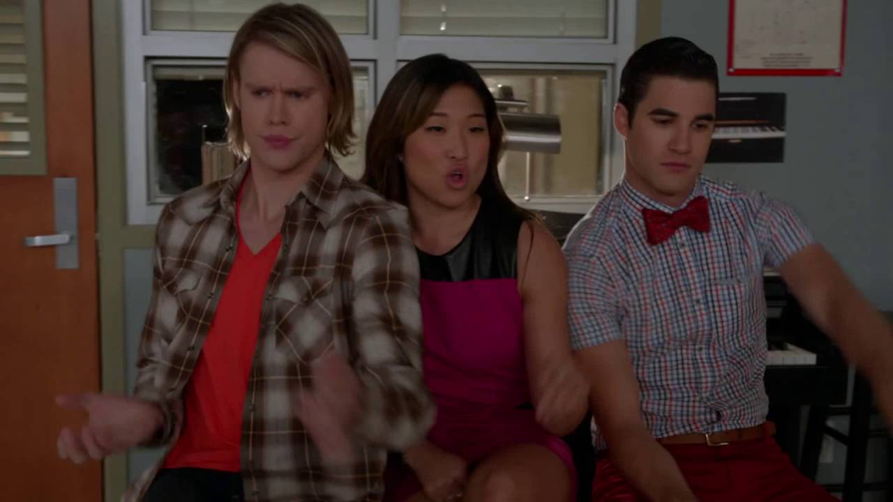 GLEE Full Performance of Jumpin', Jumpin'