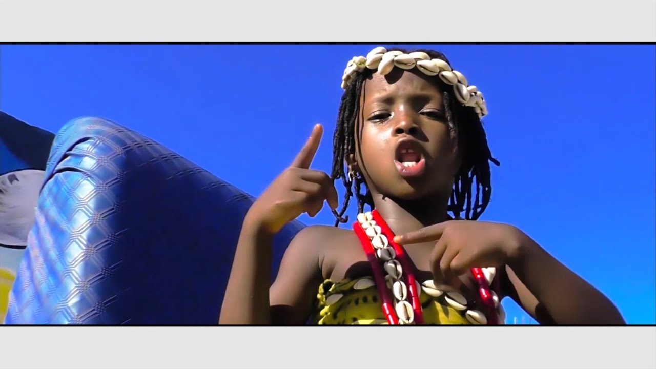 Mama djina deen champoinne clip (officiel )
