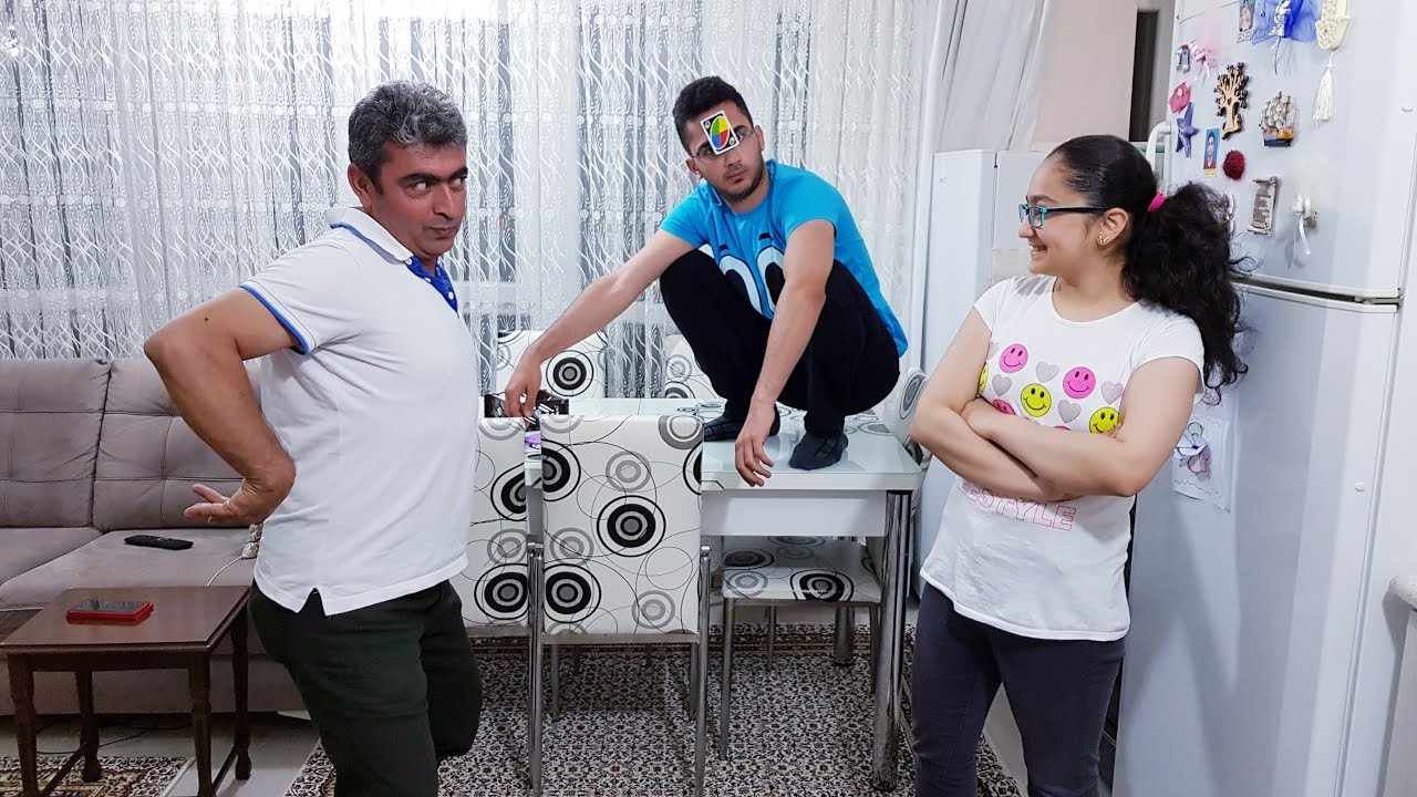 KRAL VEZİR OYUNU ve YEŞİL UZAYLI DANSI ÇOK EĞLENCELİ VE KOMİK GÜLMEK GARANTİ