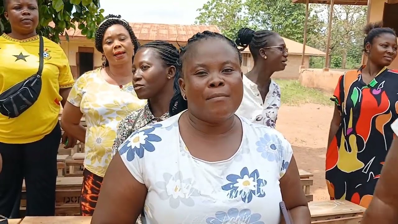 PTA OF DENKYEMMUOSO BASIC SCHOOL CALL ON OTUMFUO FOR HIS URGENT SUPPORT #otumfuooseitutu 