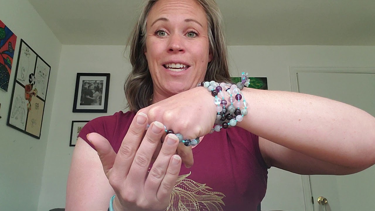 How to wrap your Mala around your wrist