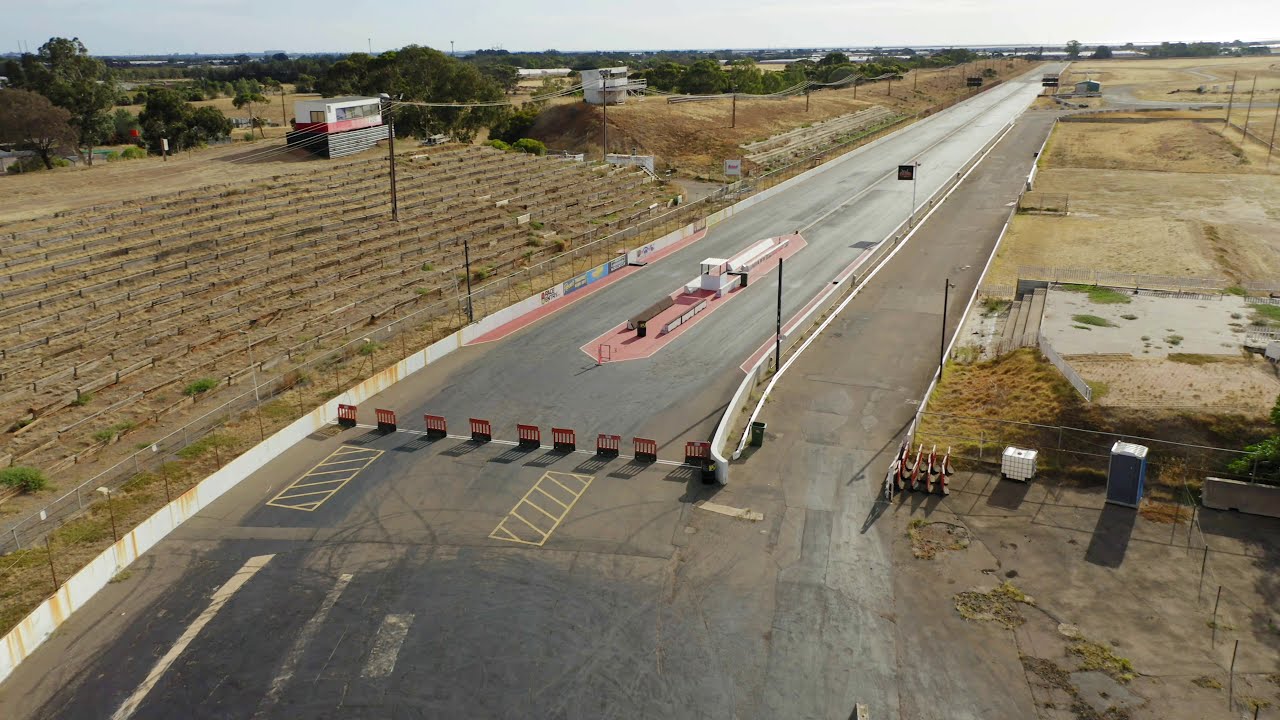 Adelaide International Raceway
