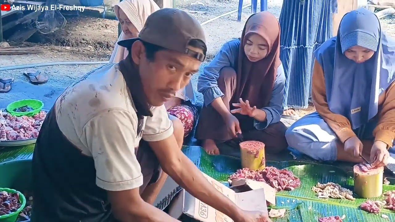 Prosesi jelang Pestanya Alex 