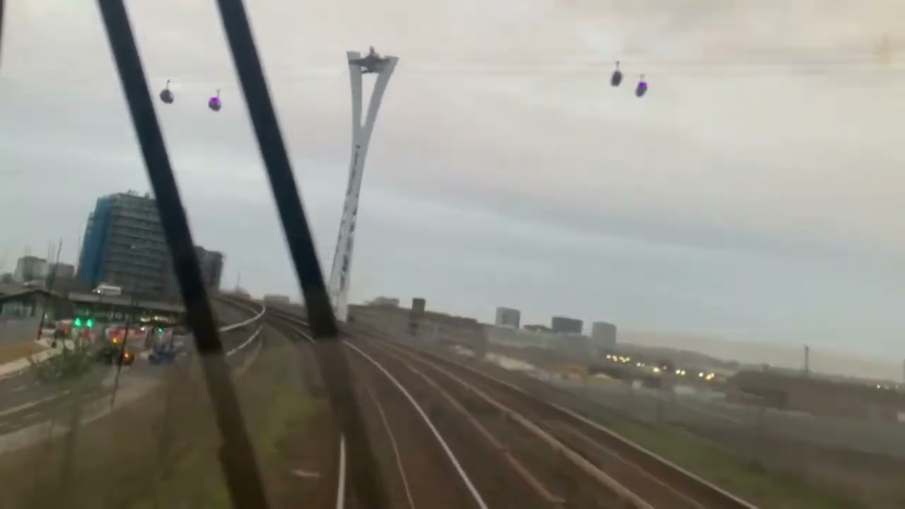 DLR Timelaspe:  Canary Wharf to Woolwich Arsenal