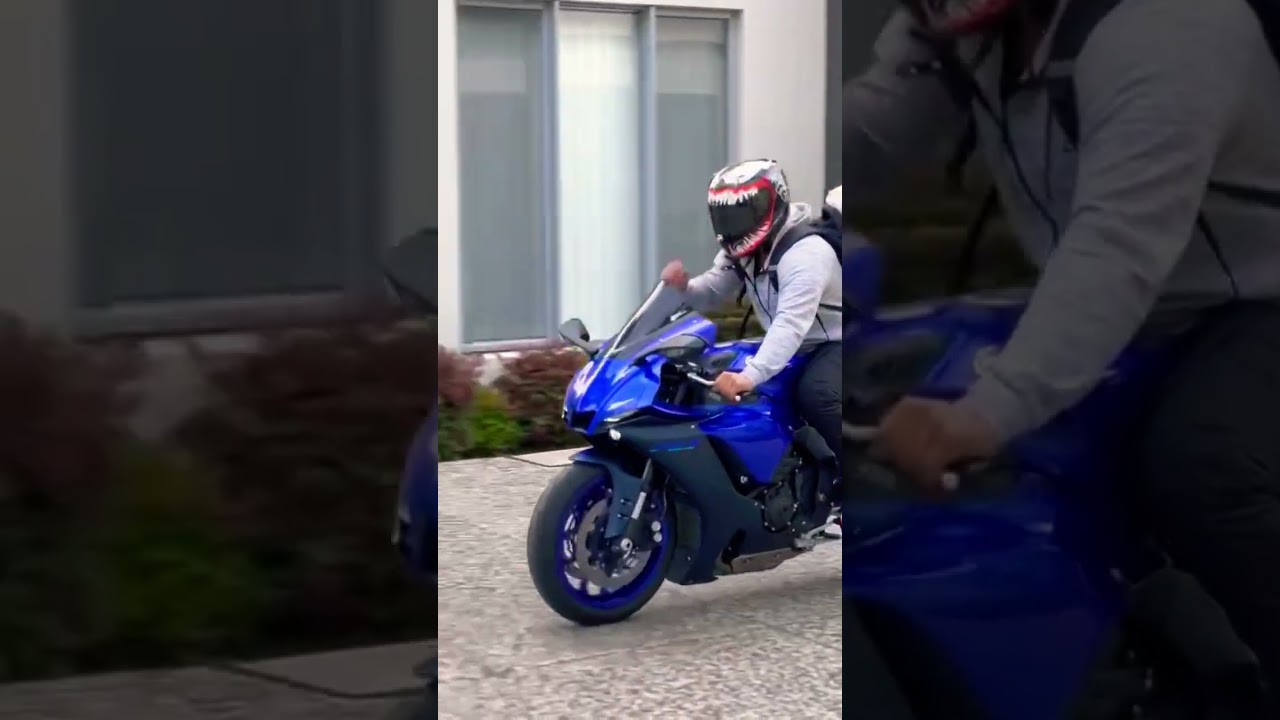 Yamaha R1 2022 Akrapovic Exhaust #r1 #yamaha #shorts #viral