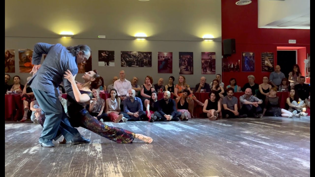 Gustavo Naveira y Giselle Anne .......PIAZZOLLA