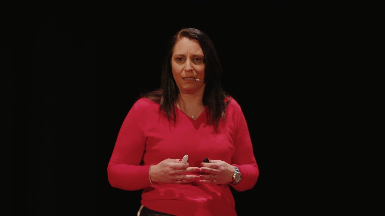 Come affrontare un errore imperdonabile (te lo spiega un arbitro) | Maria Luisa Fecola | TEDxForlì