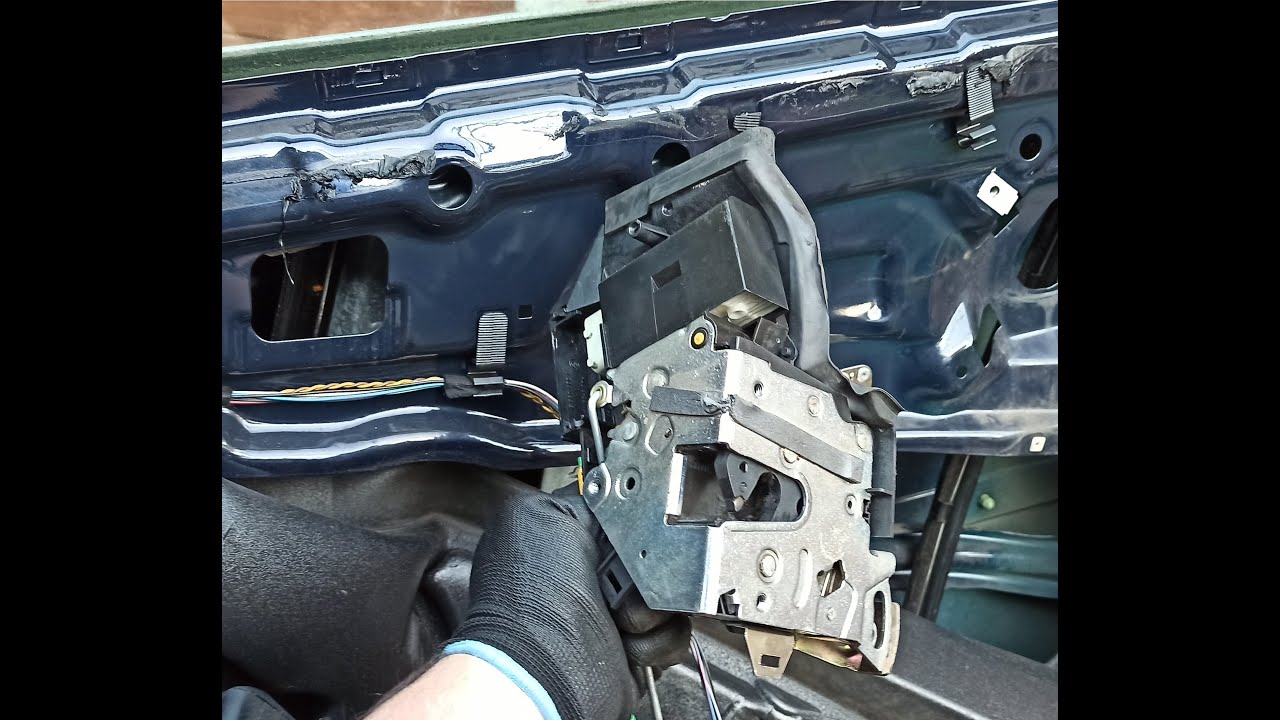 How to Remove BMW E39 Driver Side Door Handle , Door Mechanism and Door Barrel