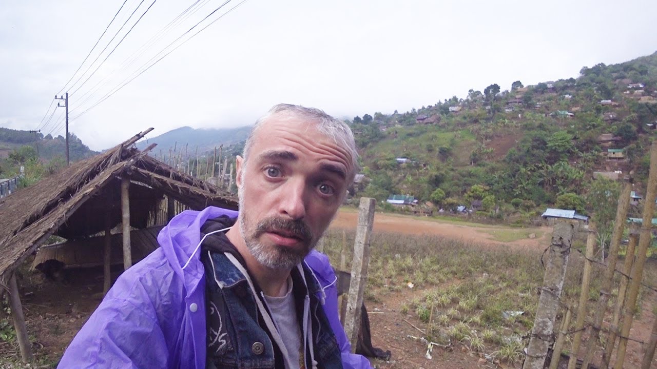 Stuck on the mountain refugee camp road! 🇹🇭🇲🇲