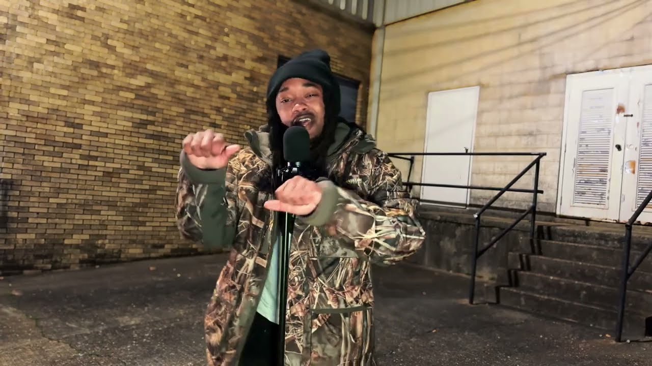 K Fizzle   No Hesitation  live performance