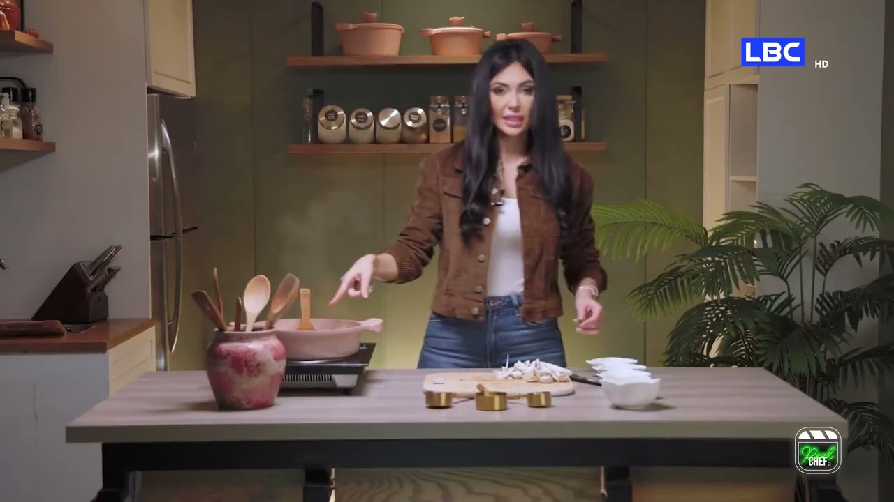 Reel Chef | لمسات اخيرة من الشيف ماريلا مقداد على طبق ستروجانوف اللحم مع الأرز