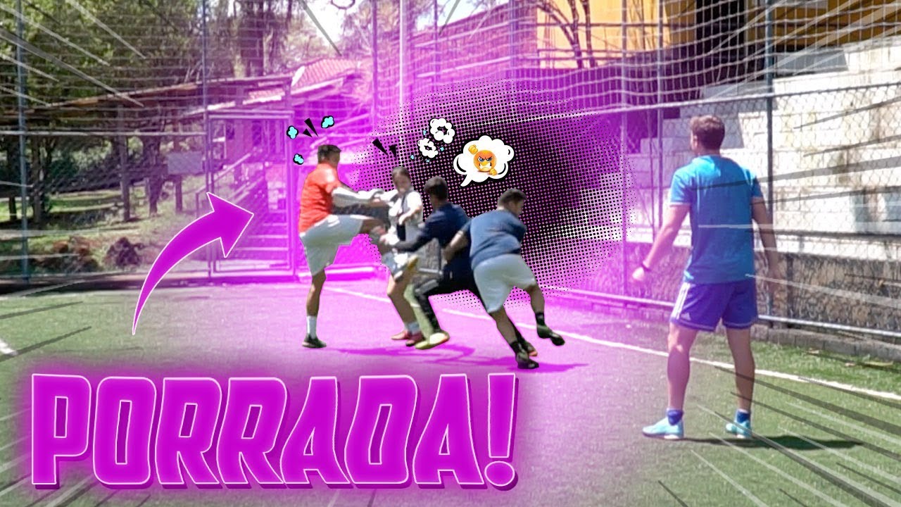 OS GOLEIROS BRIGARAM FEIO JOGANDO FUTEBOL!!