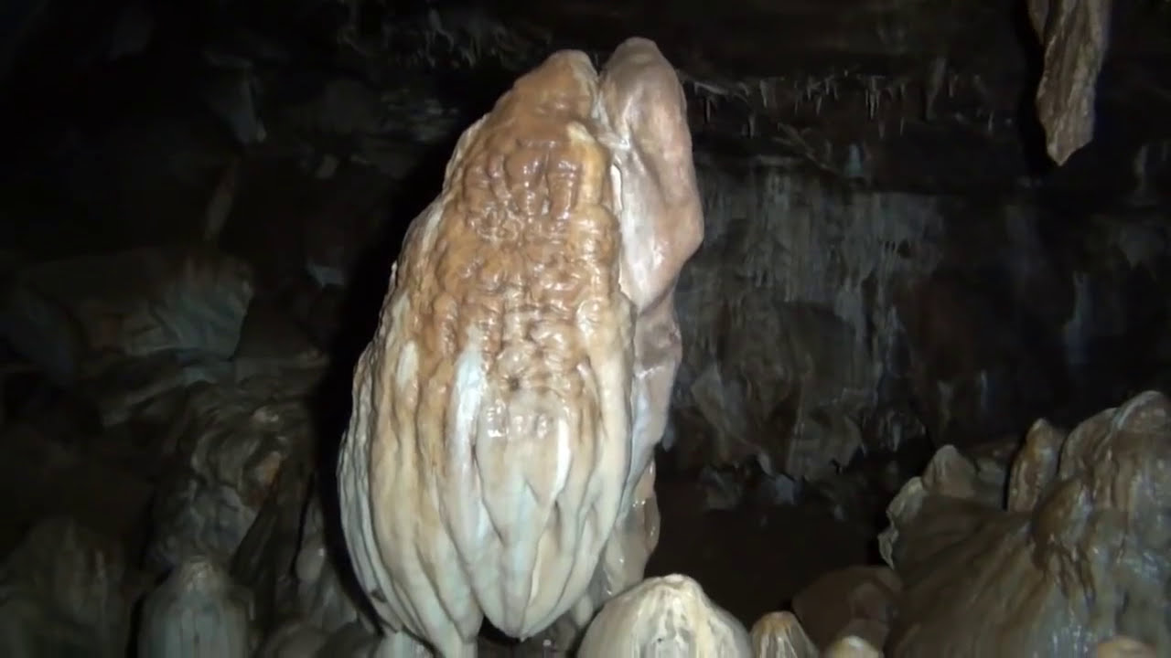 Cueva de Arcoia. El Courel (Lugo)