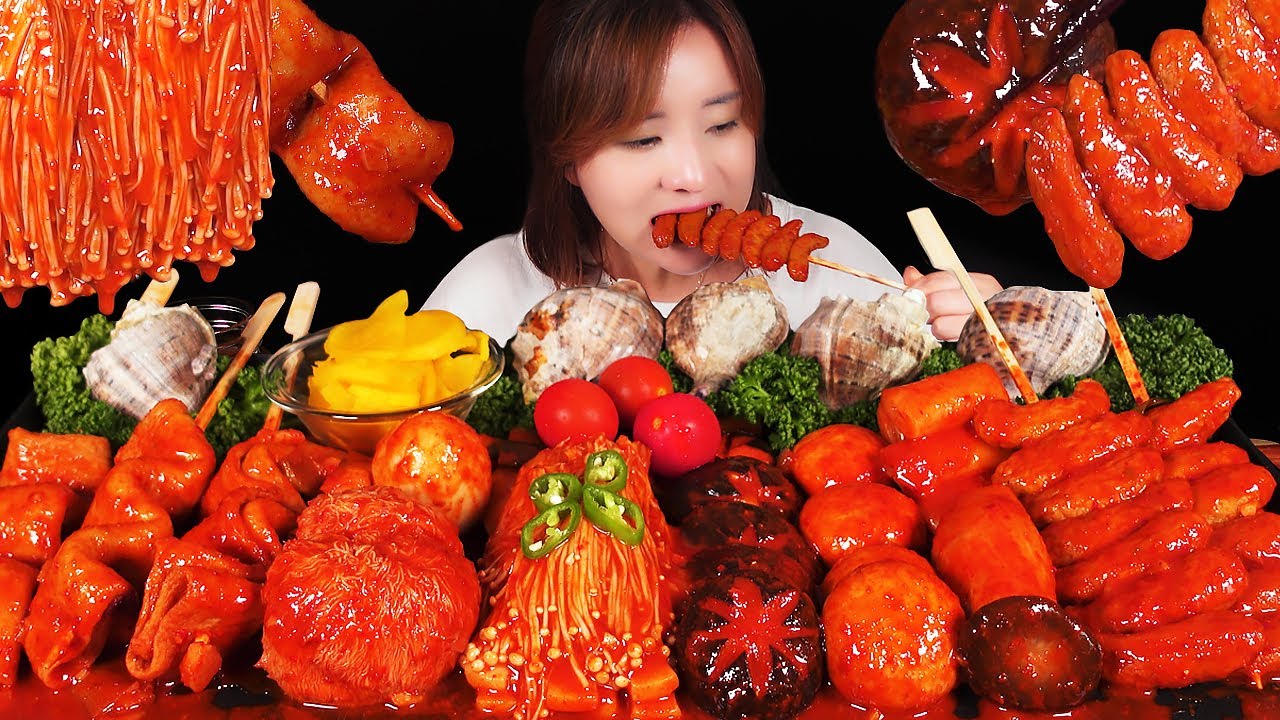 готовим МУКБАНГ :) разные пряные грибы, ракушки из морепродуктов, токбокки, eomuk.