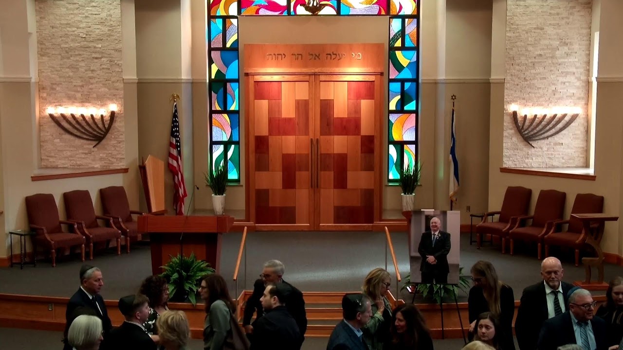 Shabbat shalom! Welcome to Congregation Dor Tamid and our Kabblalat Shabbat worship service.