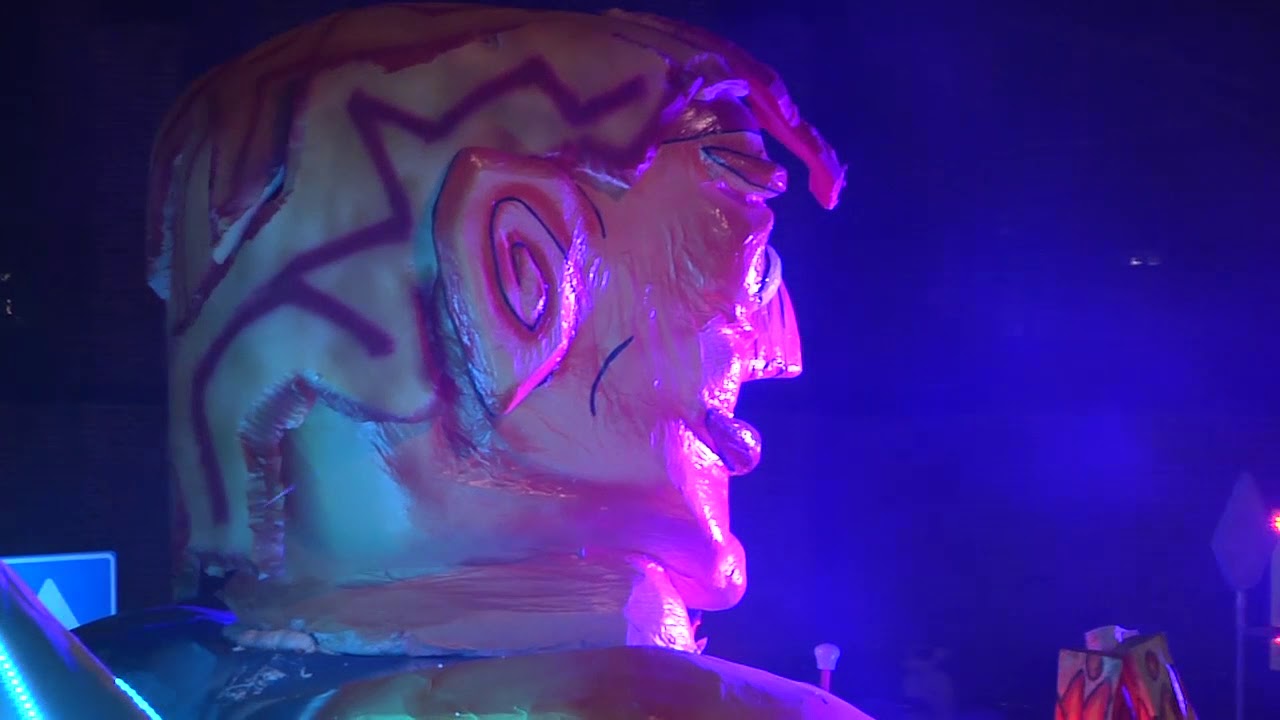 Verlichte carnavalsoptocht Noordwijk