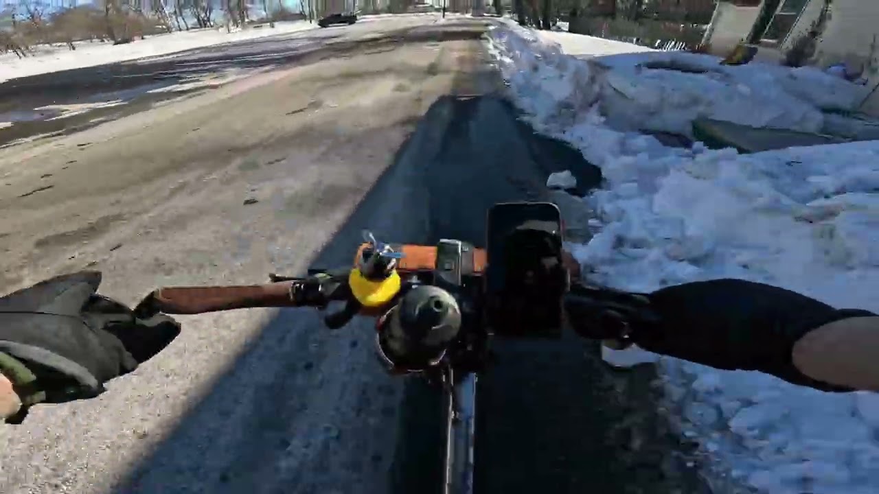 Riding thru Middletown ny winter ❄️ biking 🚴‍♂️ 