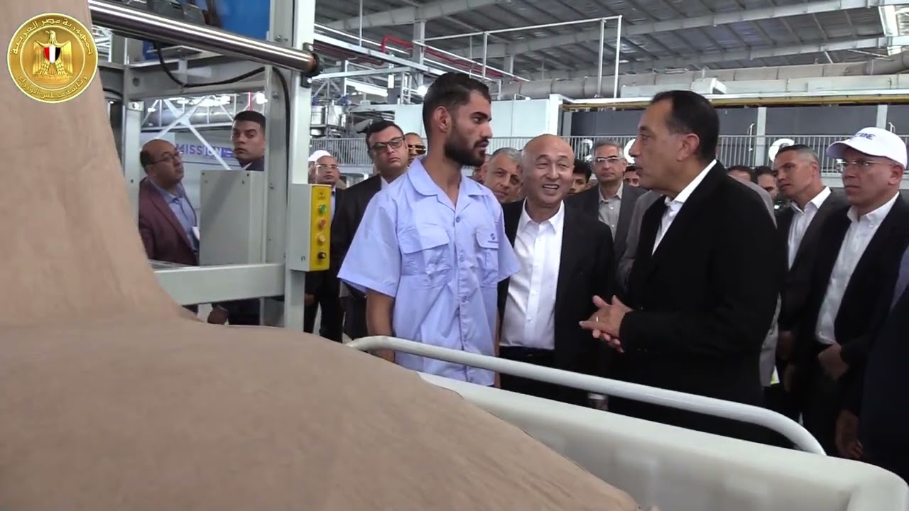 رئيس الوزراء يفتتح مصنع هنجشينج الصيني