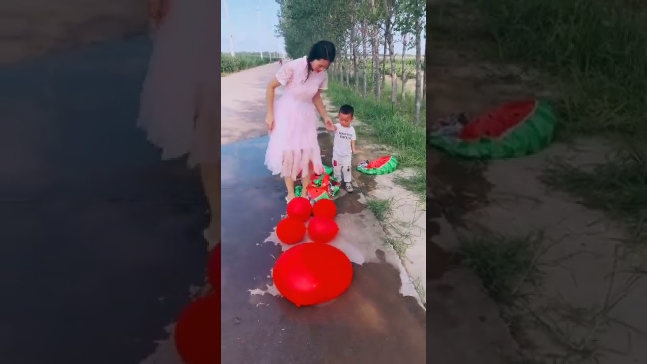 Jumping On Water Balloon || AMAZING BALLOON TRICK || Cool Hacks, Pranks and Tricks by SMOL! #Shorts