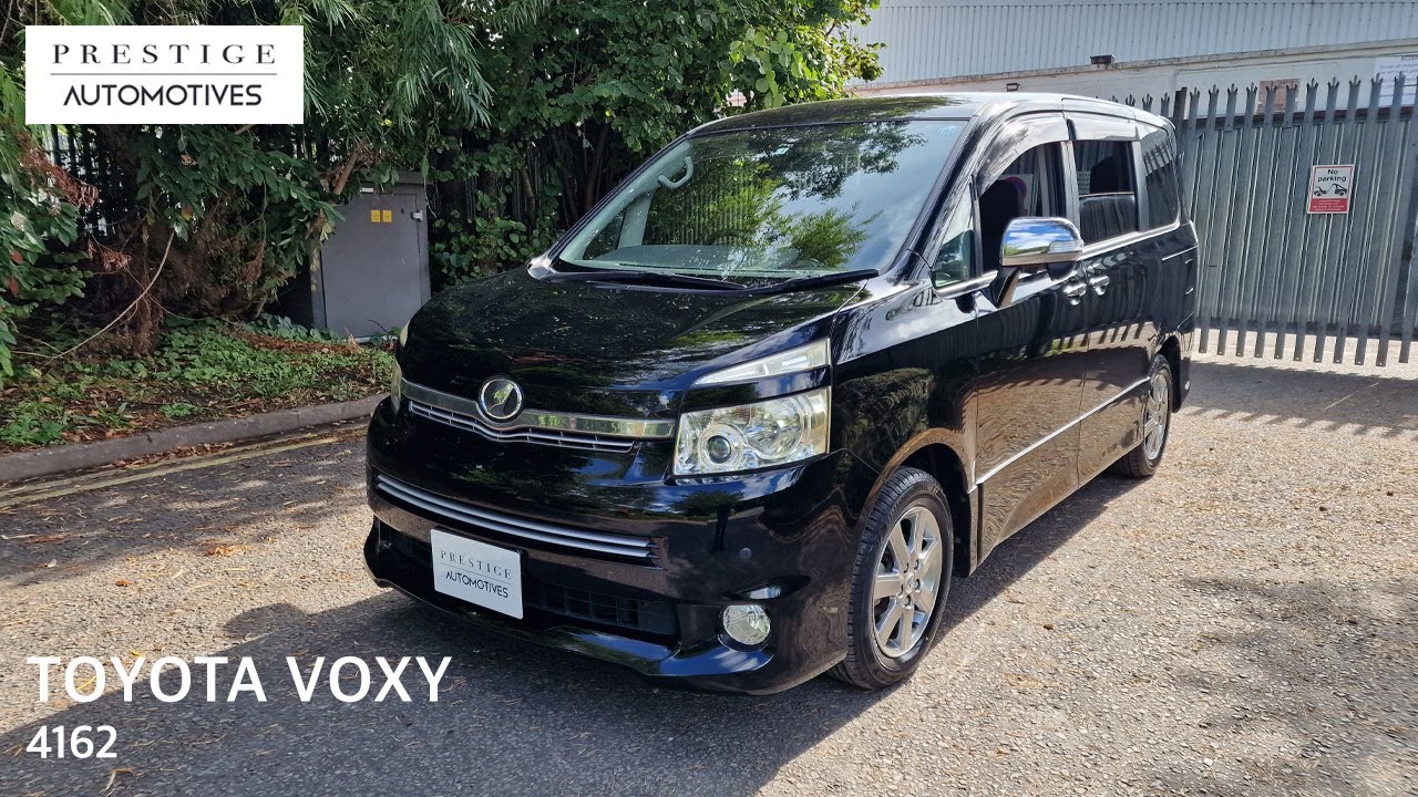 TOYOTA VOXY 2.0 Л БЕНЗИН АВТОМАТИЧЕСКАЯ КОРОБКА ПЕРЕДАЧ ZS KIRAMEKI 8 МЕСТ, ПРОБЕГ ВСЕГО 11 000 П...