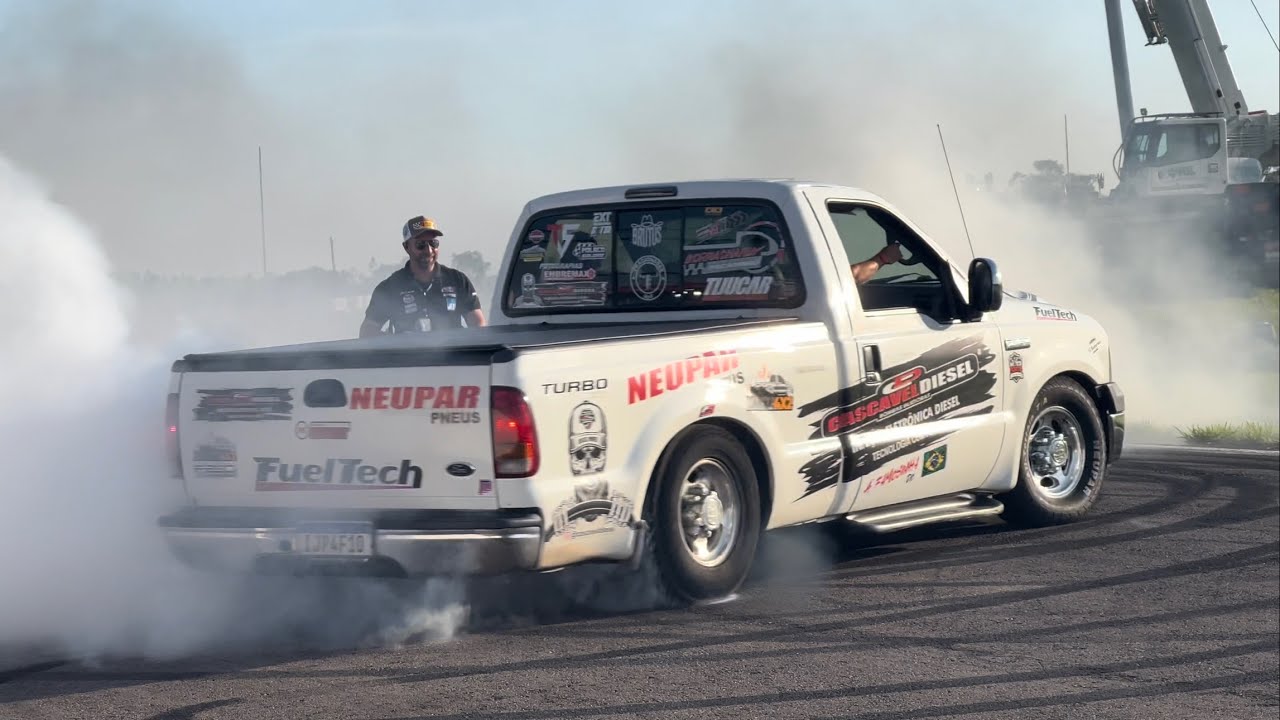 F250 COM 600 CAVALOS MOENDO TUDO