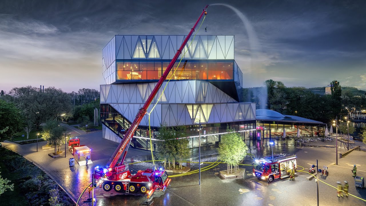 Liebherr – Fire brigade crane - For all cases well equipped