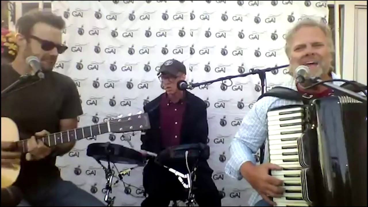 The Joey Johnson Band plays for Deutsche Tage