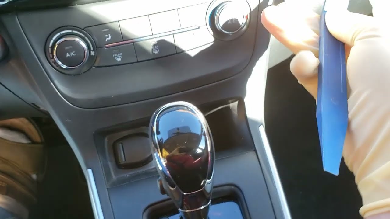 How To Remove the Shift Bezel on Your 2013-2019 Nissan Sentra
