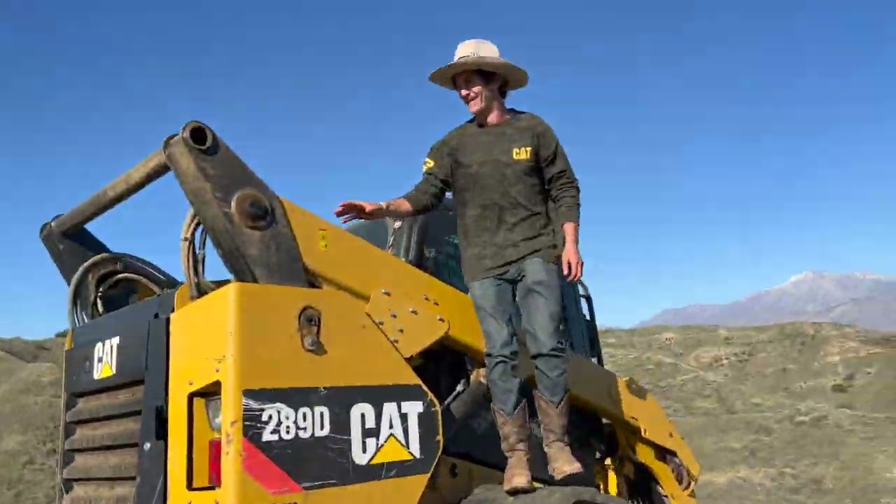 EPIC CALIFORNIA HILL JUMPS BUILT WITH SKID STEER! (2022)