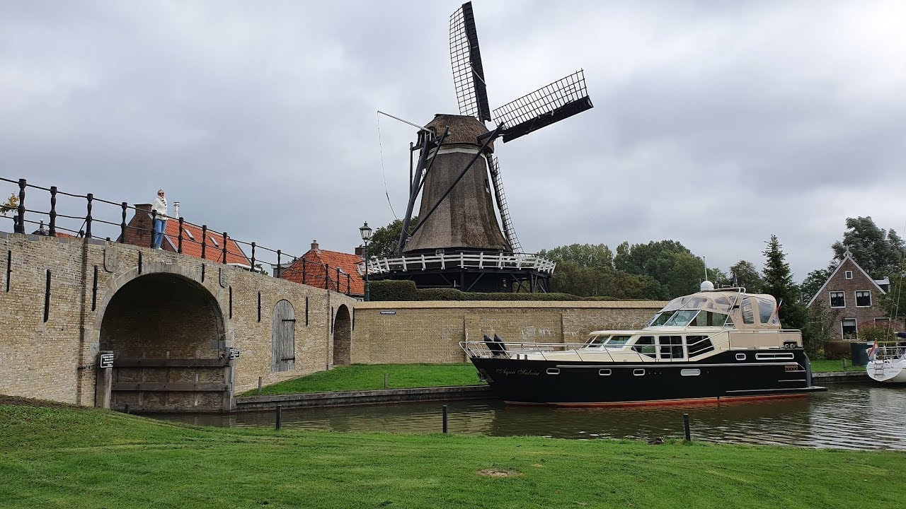 Mit den Charterbooten AQUA SALVIA und PLUTONIUS durch Fryslan (September 2019)
