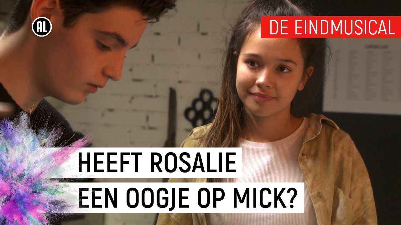 BLOEIT ER LIEFDE OP? | De Eindmusical #2 | Seizoen 3 | NPO Zapp