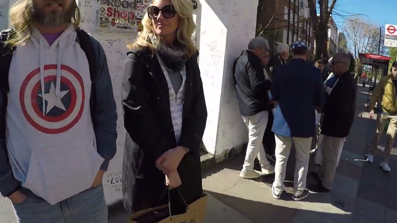 WALKING  DOWN ABBEY ROAD  WESTMINSTER  TO THE ABBEY ROAD STUDIO 7th APRIL 2025 GP054180